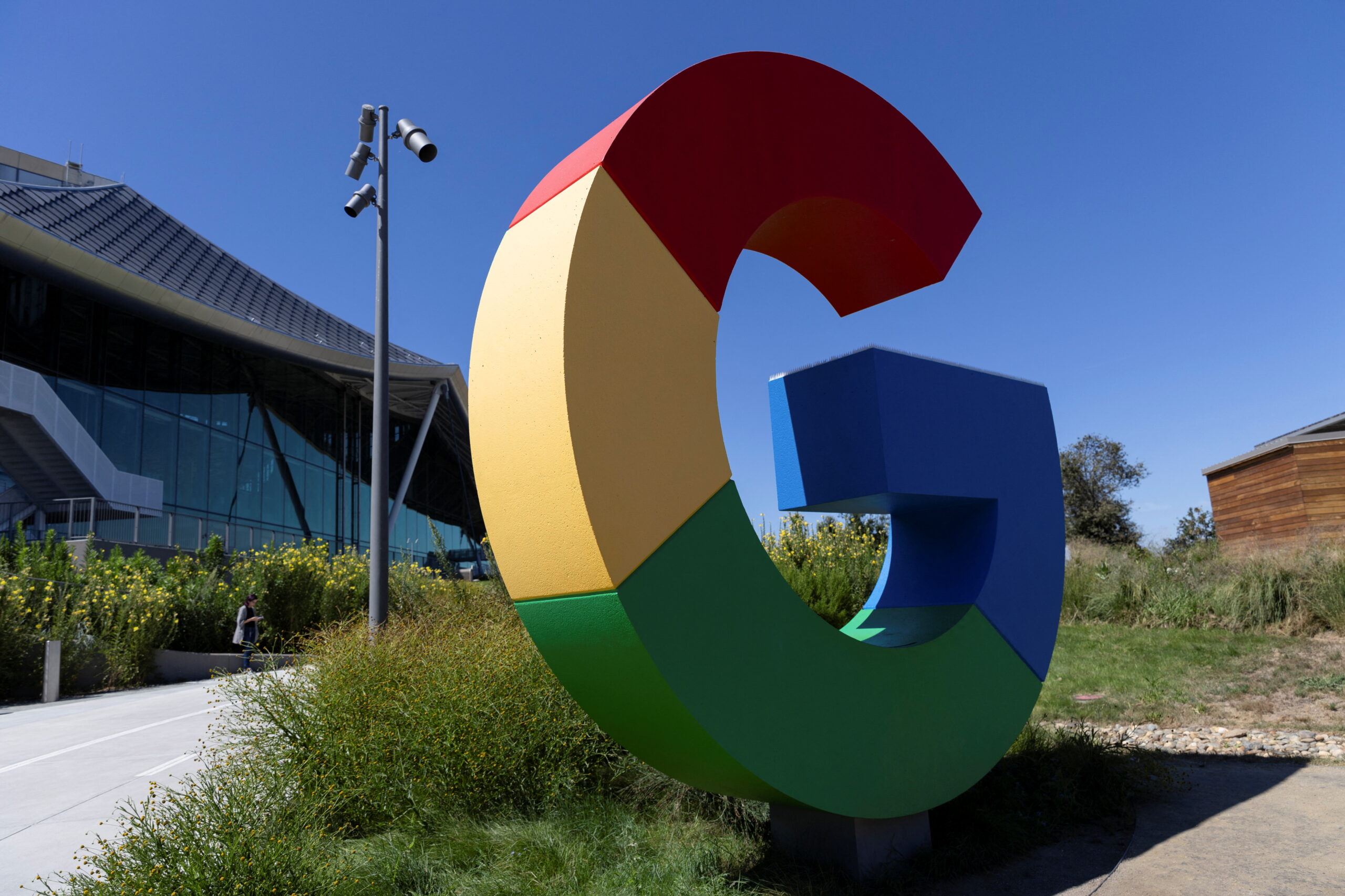 На два ундециллиона рублей российские суды оштрафовали Google: сколько это?