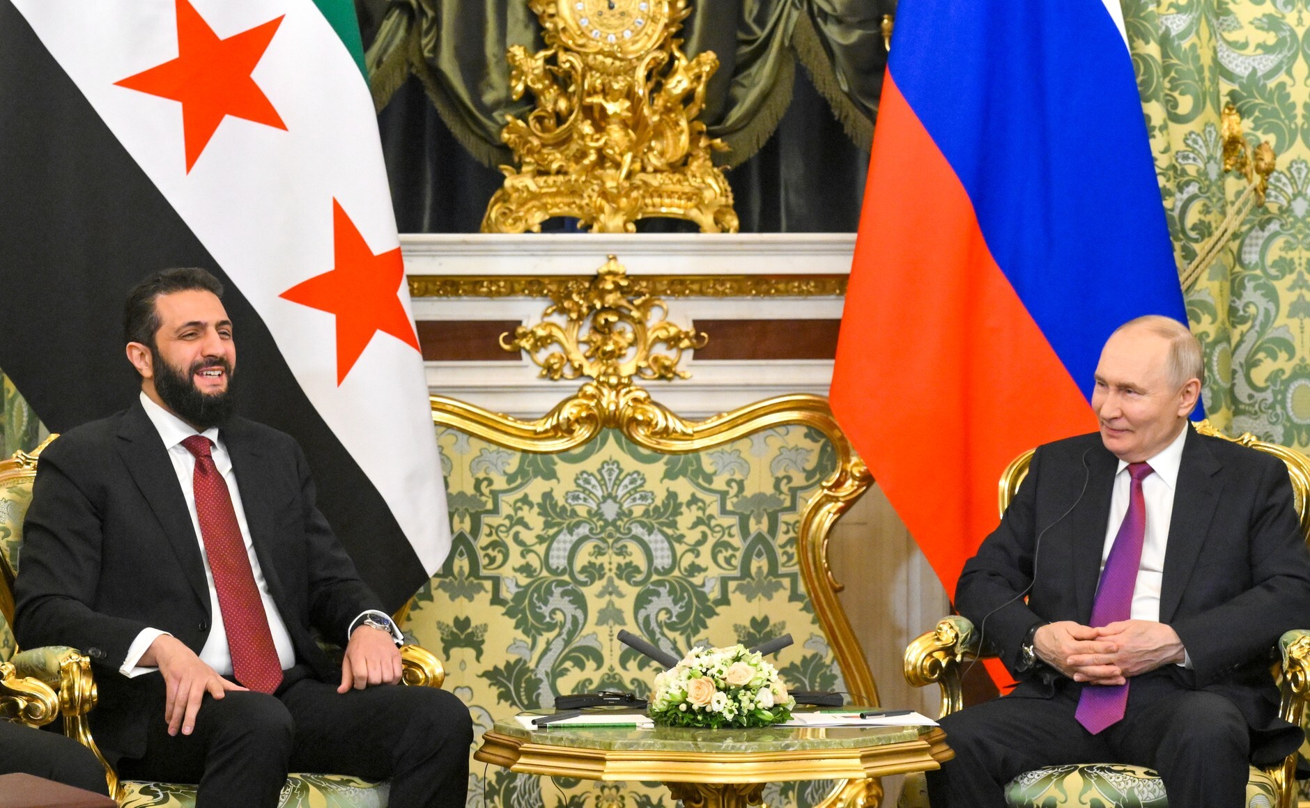 Владимир Путин и фактический глава Сирии Ахмед аш-Шараа встретились в Кремле