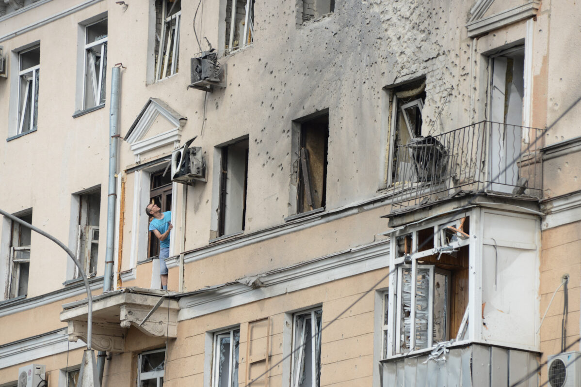 Многоквартирный дом в Воронеже после удара украинского БПЛА