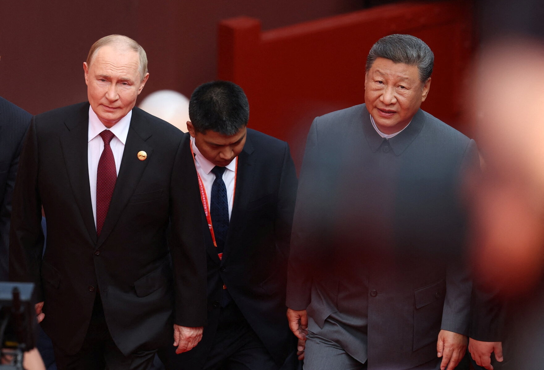 Владимир Путин 19–20 мая посетит Китай по приглашению главы КНР Си Цзиньпина. Визит состоится вскоре после поездки в Пекин Дональда Трампа
