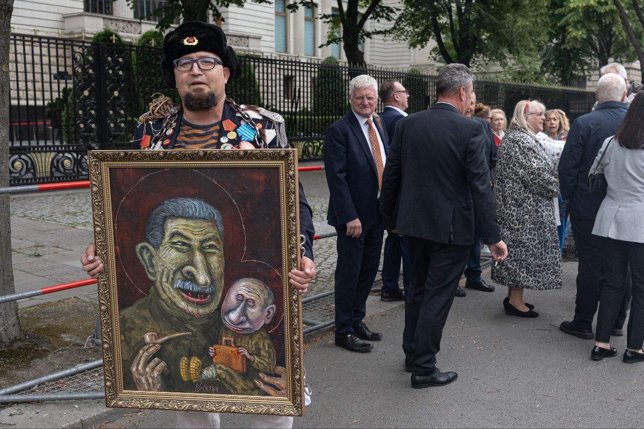 В Польше застрелили российского художника Семёна Скрепецкого. По подозрению в убийстве задержаны двое граждан Беларуси