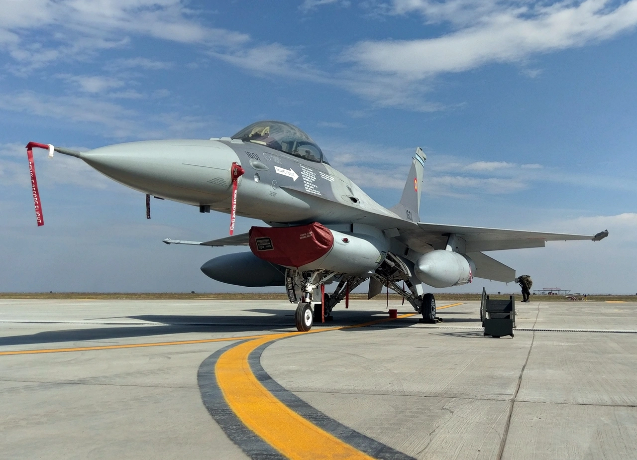 Истребитель F-16 ВВС Румынии впервые сбил беспилотник, нарушивший воздушное пространство страны